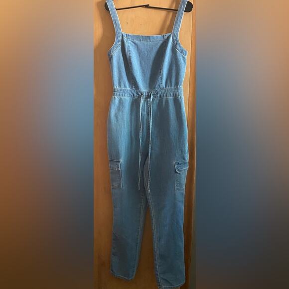 EUC Tinsel Town Sz Sm Light Wash zipper back btn strap Denim Cargo Overalls - Picture 1 of 9